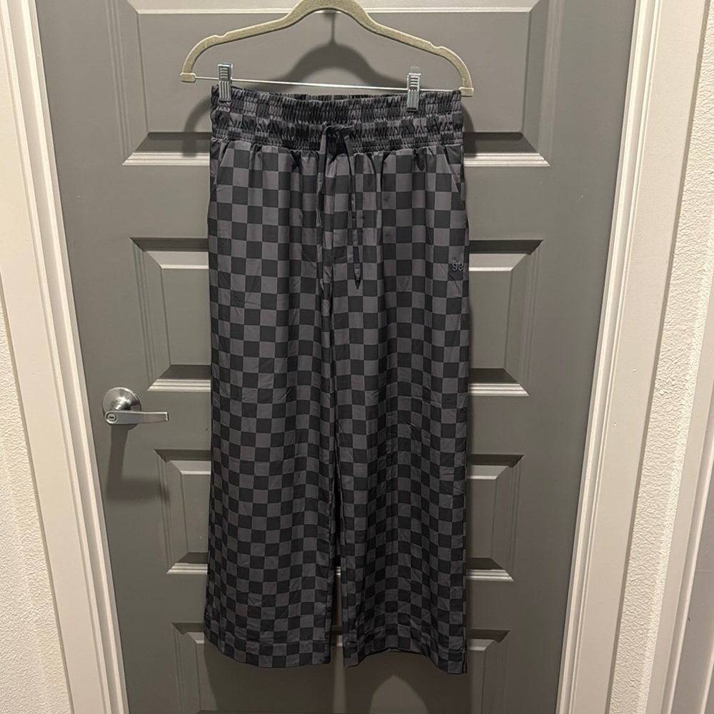 Albion Fit Checkered Black and Gray Pants